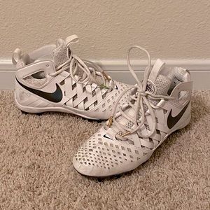 Nike Huarache V 5 Cleats, Size 9